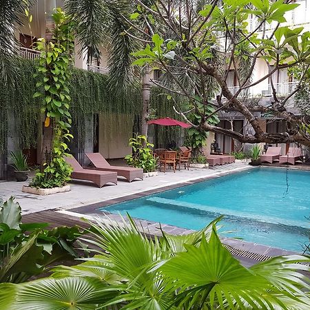 Vihan Suites Bali Kuta  Exterior photo