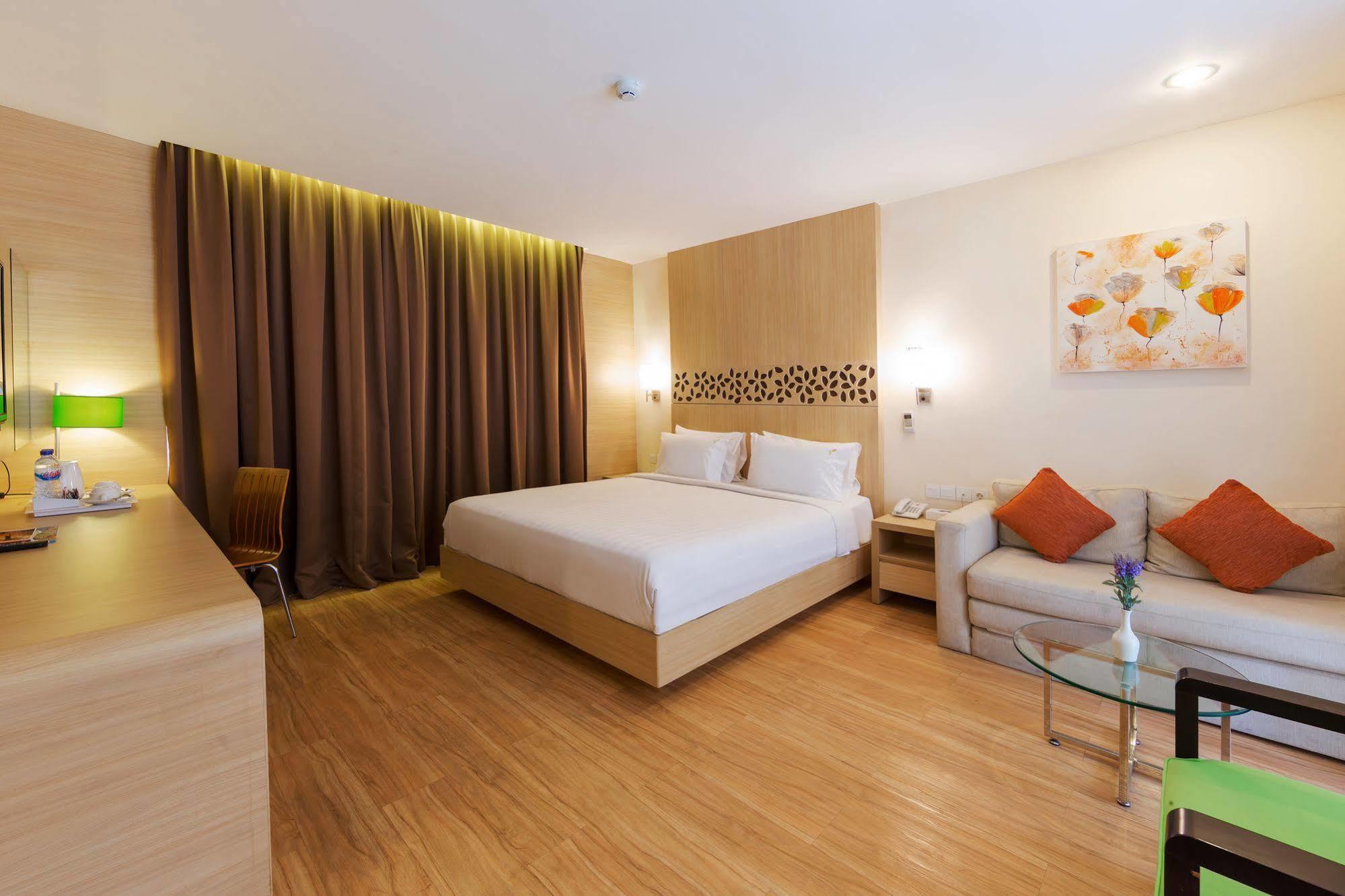 Vihan Suites Bali Kuta  Exterior photo