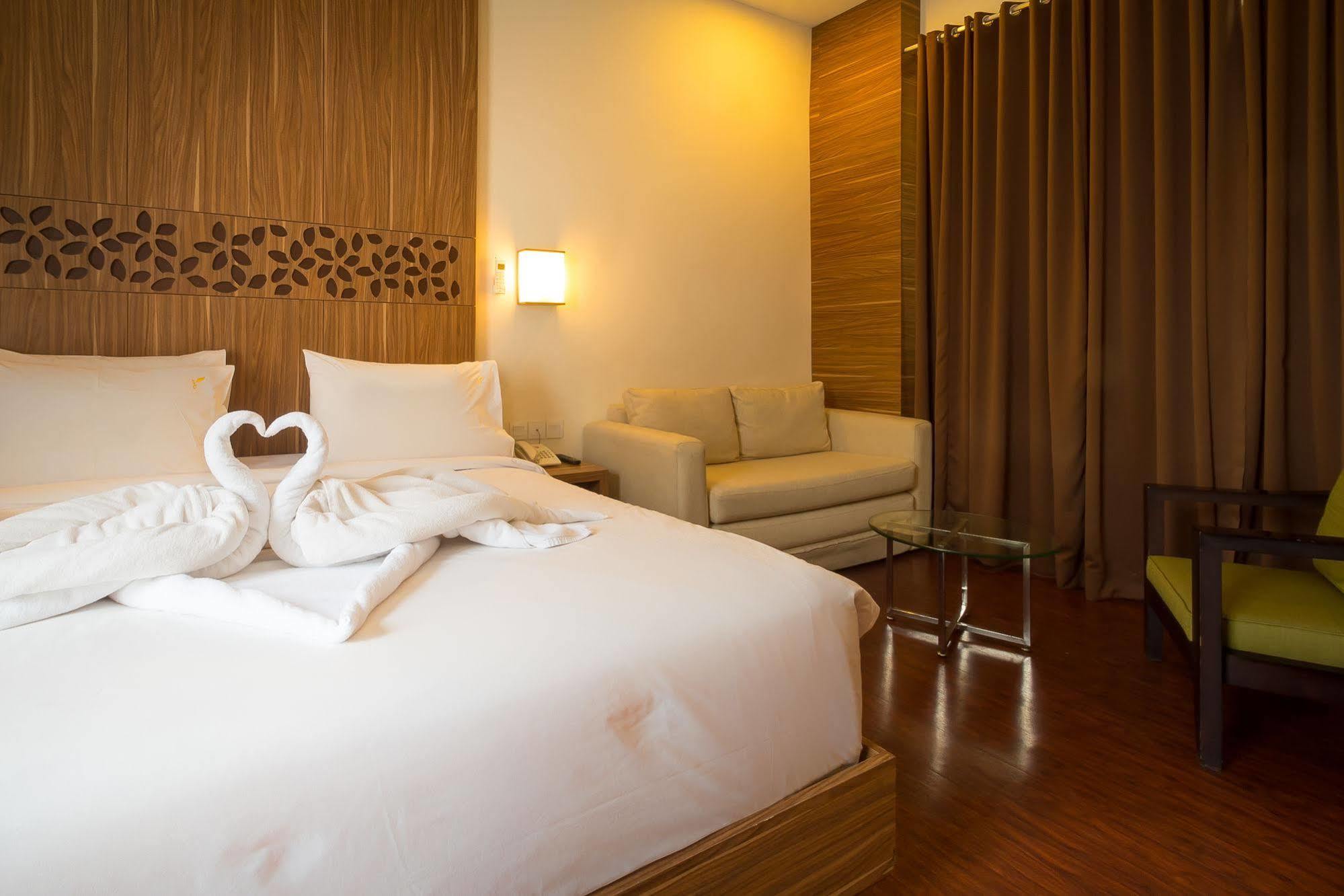Vihan Suites Bali Kuta  Exterior photo