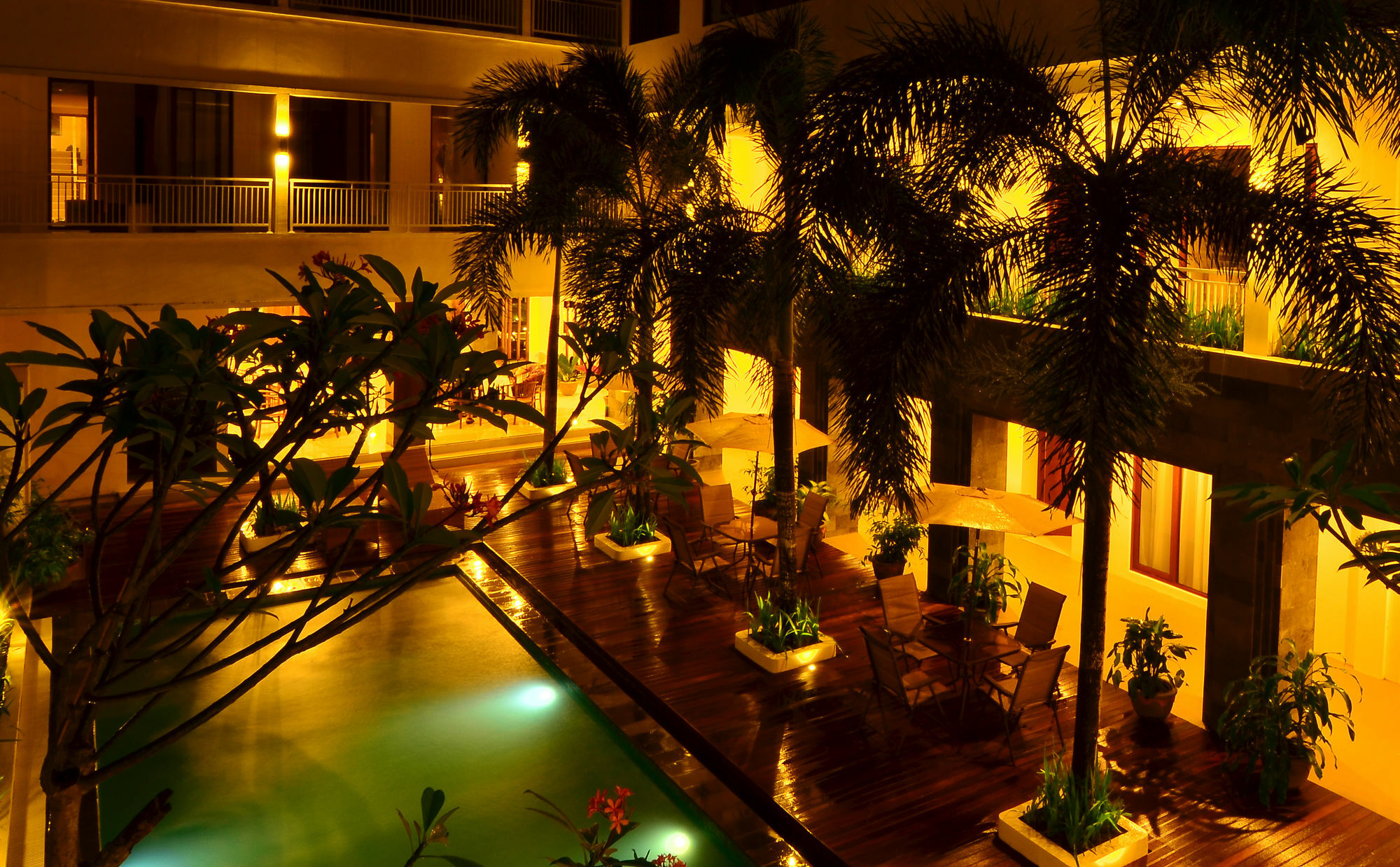 Vihan Suites Bali Kuta  Exterior photo
